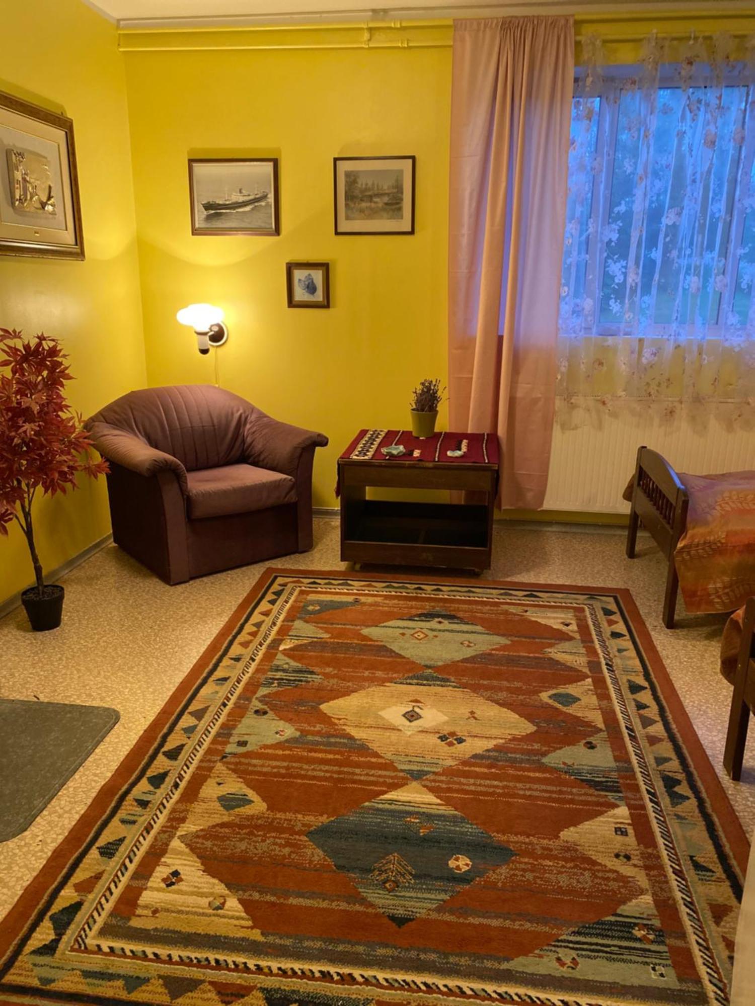 Iide Torgu Royal Guesthouse מראה חיצוני תמונה