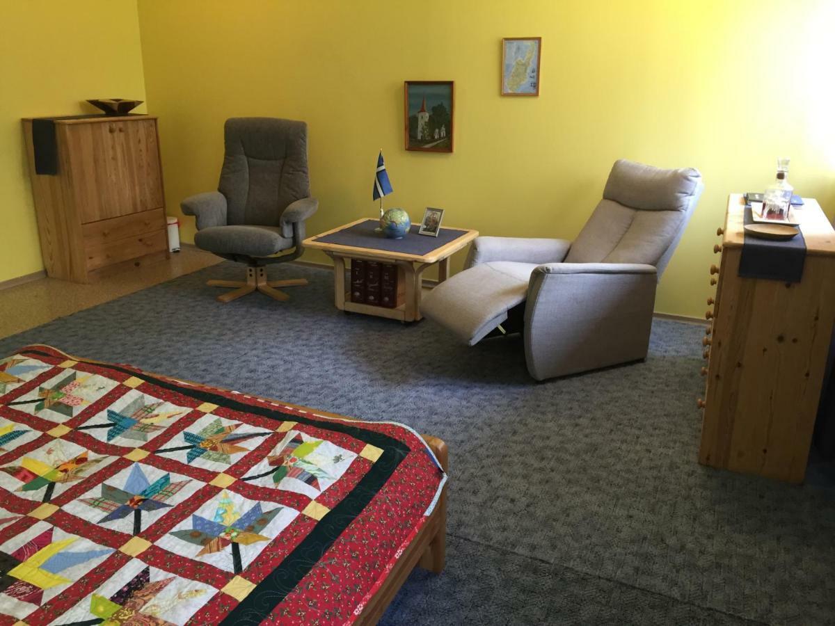 Iide Torgu Royal Guesthouse מראה חיצוני תמונה